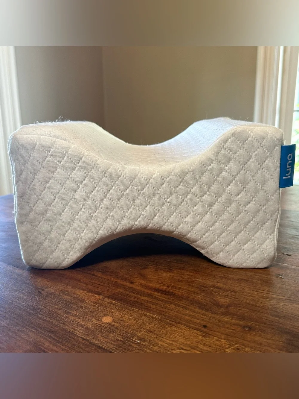 Luna Leg Pillow For Side Sleepers - Back/Hip Pain Relief